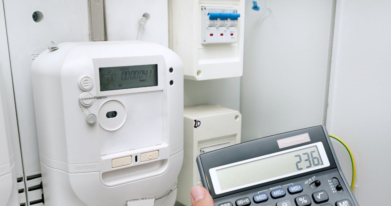 Taryfa za prąd kusi niskimi opłatami. Niejeden dostaje potem rachunek grozy