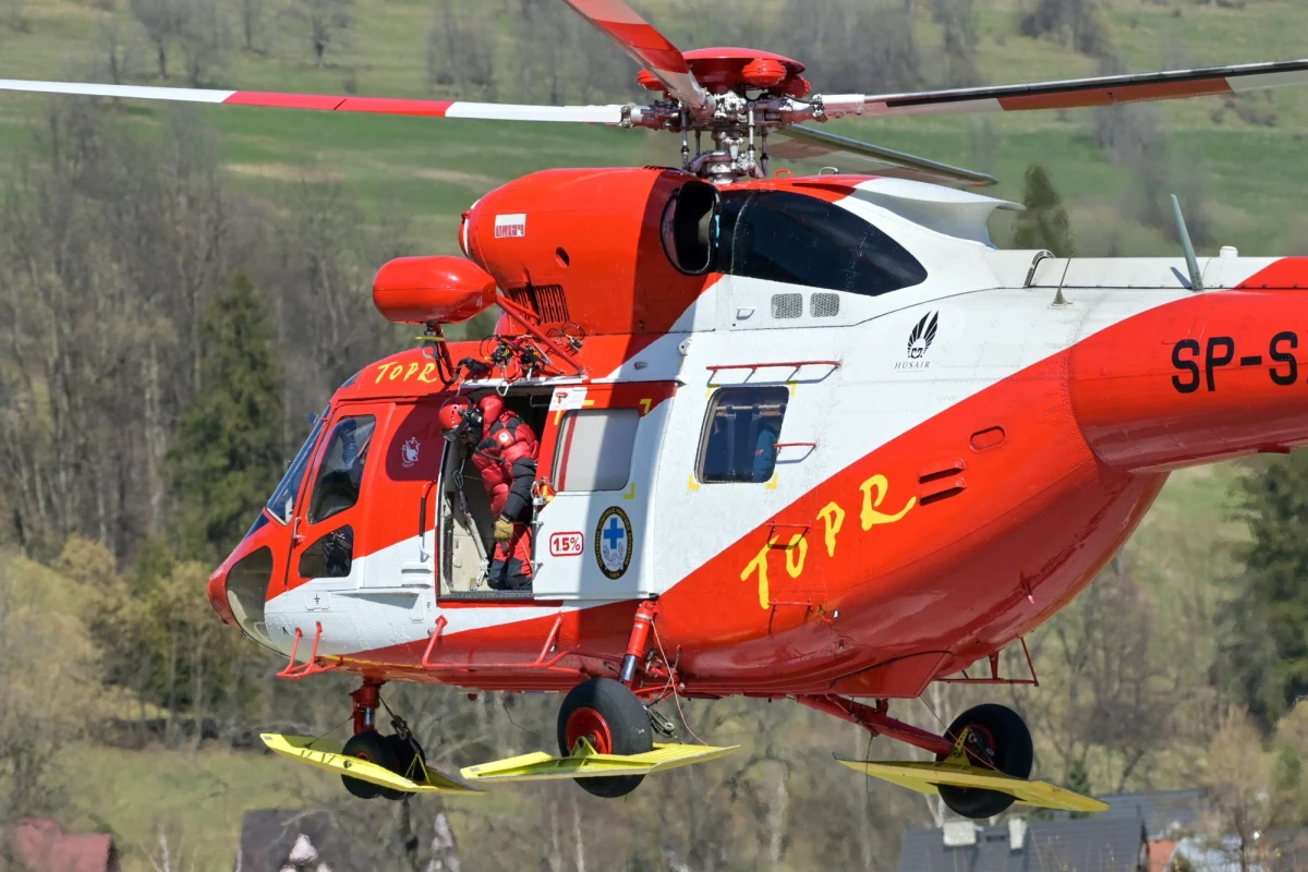 Żołnierz wojsk specjalnych zginął w czasie szkolenia górskiego w okolicy Niżnych Rysów. Informację o jego śmierci podało Dowództwo Operacyjne Rodzajów Sił Zbrojnych. Dochodzenie w sprawie śmiertelnego wypadku wszczęła żandarmeria wojskowa pod nadzorem prokuratury.