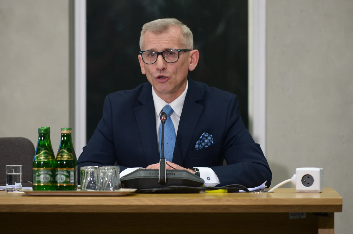 Centralne Biuro Antykorupcyjne zaczęło używać systemu szpiegowskiego Pegasus 7 listopada 2017 roku - ujawnił Krzysztof Kwiatkowski. Były szef Najwyższej Izby Kontroli, a obecnie senator rządzącej większości jest dziś przesłuchiwany przez sejmową komisję śledczą ds. Pegasusa.