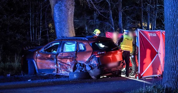 Zapadł wyrok sądu w sprawie tragicznego wypadku drogowego sprzed niespełna trzech lat w Aleksandrowie Łódzkim. W wyniku zderzenia samochodu z dwoma motocyklami zginęły wówczas trzy osoby. Wyrok jest nieprawomocny.