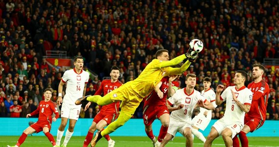 Już w najbliższy czwartek, 28 marca, o godzinie 14:00 rozpocznie się sprzedaż biletów na turniej finałowy UEFA EURO 2024. Kibice reprezentacji Polski będą mieli wyjątkową okazję, by na żywo wspierać swoich ulubieńców na niemieckich stadionach. Sprzedaż potrwa do 8 kwietnia i będzie prowadzona wyłącznie przez UEFA na dedykowanym portalu. Jakie warunki trzeba spełnić, aby zdobyć cenne wejściówki? Oto wszystko, co musisz wiedzieć.