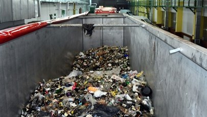 Chcieli przemycić 300 ton odpadów. Wpadli na granicy