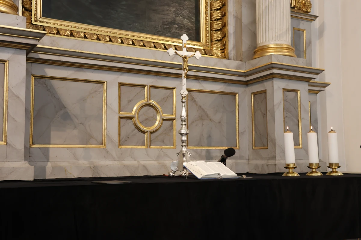 W Wielki Piątek luteranie przeżywają kulminacyjny moment czasu pasyjnego. To najważniejsze święto w roku liturgicznym. To wtedy – podkreśliła rzecznik Kościoła Ewangelicko-Augsburskiego Agnieszka Godfrejów-Tarnogórska – Bóg umarł, aby żyć mógł człowiek.