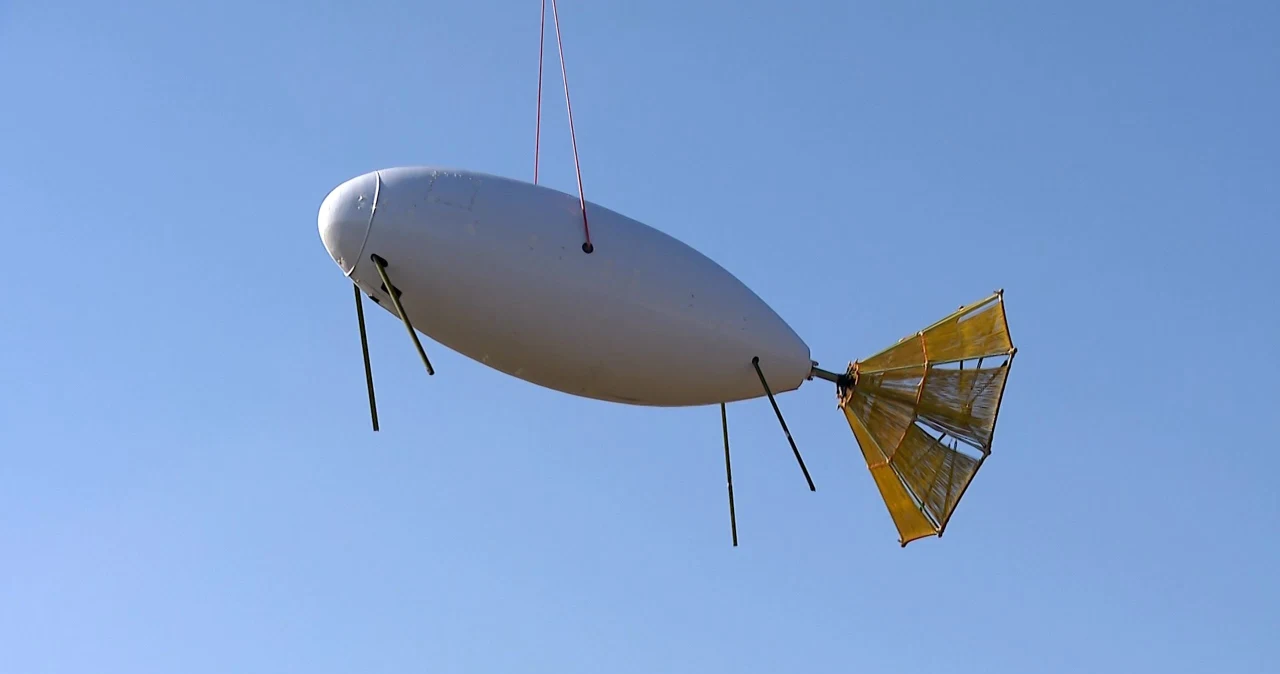 Ufo lata nad Polską? Tajemniczy obiekt bada pole magnetyczne Ufo lata nad Polską? Tajemniczy obiekt bada pole magnetyczne