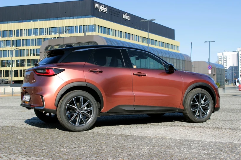 Nowy Lexus tani jak nigdy. Zaskakujące ceny auta segmentu premium