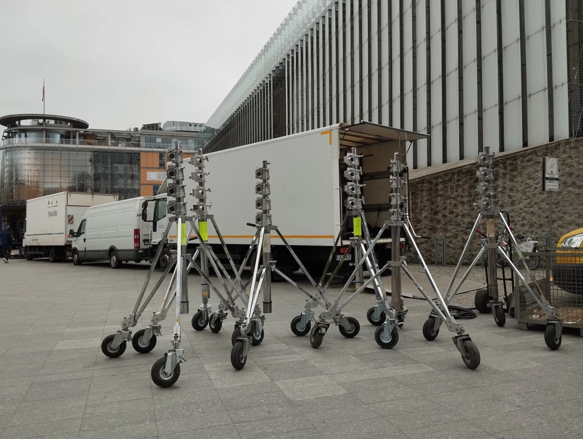 W Lublinie ruszają dziś zdjęcia do kolejnego sezonu amerykańskiego serialu science fiction. Część ulic zamknięto dla ruchu, filmowcy wynajęli też cały budynek w centrum miasta.