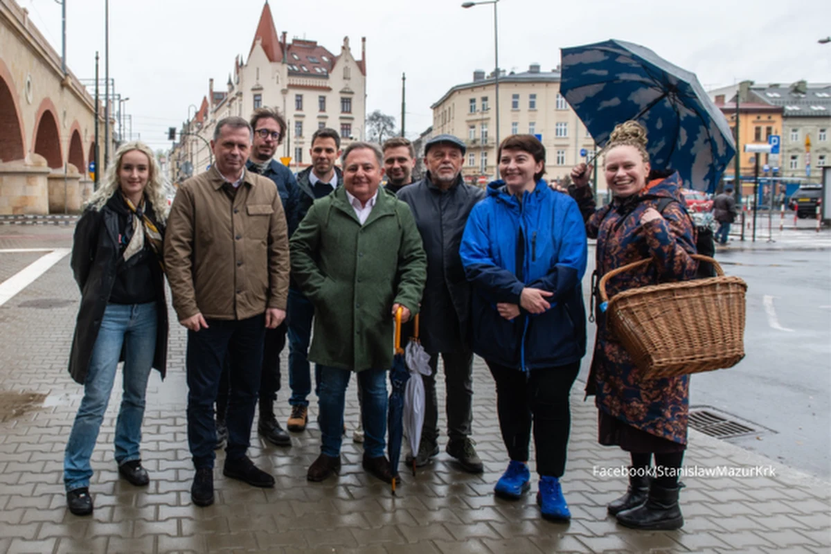 Robert Makłowicz chciałby, aby Hala Targowa na krakowskich Grzegórzkach zyskała nowy blask i była wizytówką miasta – tak jak to ma miejsce np. w Hiszpanii. Kandydat na prezydenta Krakowa Stanisław Mazur na wspólnej konferencji prasowej obiecał, że zadba o to.