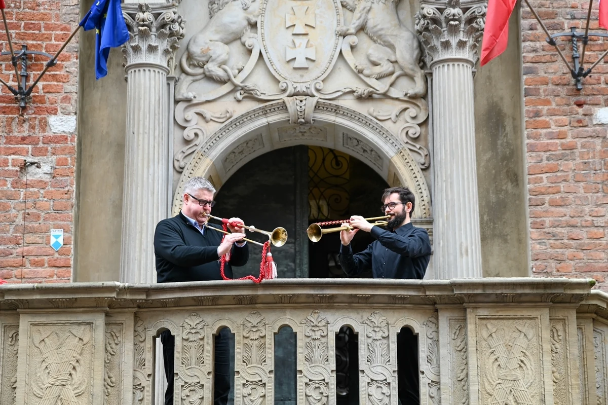 Jak mogły brzmieć instrumenty używane przez gdańskich muzyków w latach trzydziestych XVIII wieku? Z odpowiedzią na to pytanie wyszło Muzeum Gdańska, które zaprezentowało dziś replikę trąbki Johanna Stritzke, trąbomistrza gdańskiego. Instrument zrekonstruował Graham Nicholson z Wielkiej Brytanii.  
