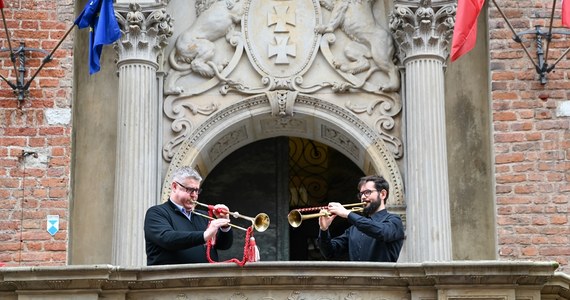 Jak mogły brzmieć instrumenty używane przez gdańskich muzyków w latach trzydziestych XVIII wieku? Z odpowiedzią na to pytanie wyszło Muzeum Gdańska, które zaprezentowało dziś replikę trąbki Johanna Stritzke, trąbomistrza gdańskiego. Instrument zrekonstruował Graham Nicholson z Wielkiej Brytanii.  