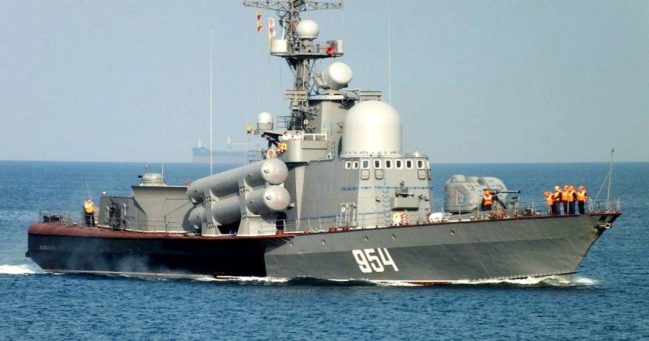 Wszystkie sprawne okręty rakietowe należące do rosyjskiej Floty Czarnomorskiej opuściły Krym. To efekt ogromnych obaw Kremla o jednostki bojowe, które ostatnimi czasy są pacyfikowane przez Siły Zbrojne Ukrainy.