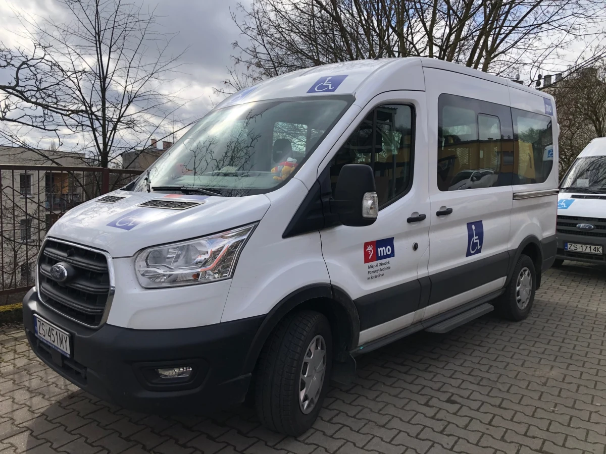 Osoby z niepełnosprawnością mogą liczyć na pomoc w dotarciu do lokalu wyborczego. W najbliższą niedzielę, w dzień wyborów samorządowych, osoby, które mają problem z samodzielnym poruszaniem, przetransportują busy Miejskiego Ośrodka Pomocy Rodzinie. Chęć skorzystania z transportu trzeba jednak zgłosić.
