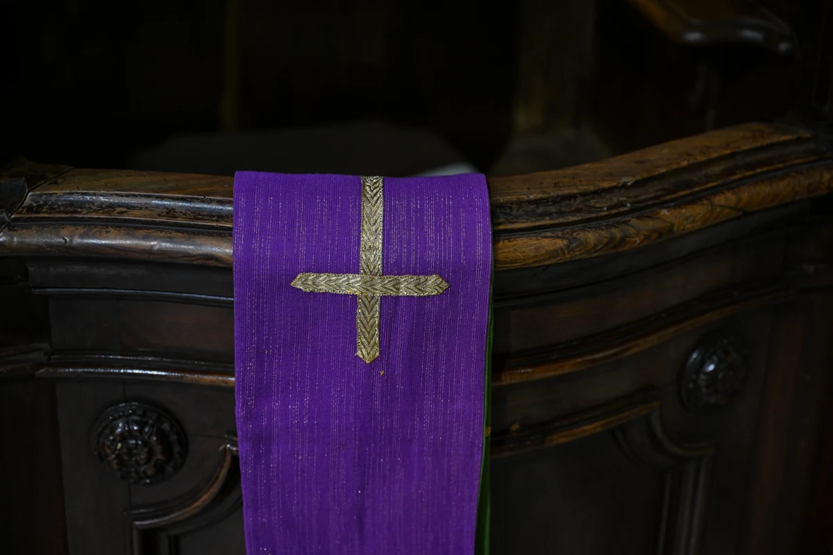 Prokuratura Rejonowa w Tarnowie skierowała do sądu akt oskarżenia przeciwko biskupowi diecezji tarnowskiej Andrzejowi Jeżowi. Zarzuca mu, że nie powiadomił niezwłocznie organów ścigania o wykorzystywaniu seksualnym małoletnich przez dwóch księży z jego diecezji.