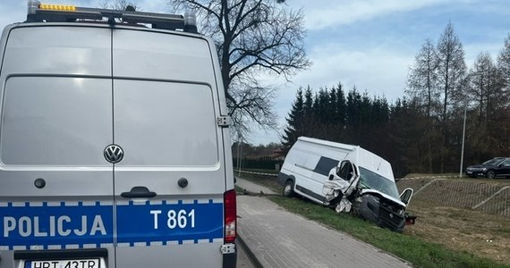 Sąd Rejonowy w Morągu odrzucił wniosek policji i prokuratury o areszt dla kierowcy, który w poniedziałek potrącił trzyosobową rodzinę na chodniku w Małdytach. 27-latek miał około 1,8 promila alkoholu i zakaz prowadzenia pojazdów.