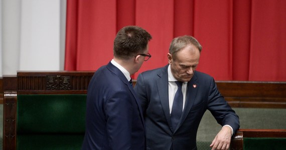 Sejm odwołał członków komisji ds. wpływów rosyjskich, ale nie przegłosował jej likwidacji. A teraz marszałek Szymon Hołownia ma kłopoty - pisze piątkowa "Rzeczpospolita".
