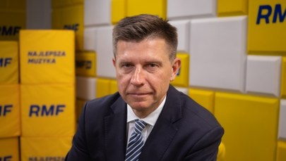 Petru: Nie możemy w nieskończoność dopłacać do prądu