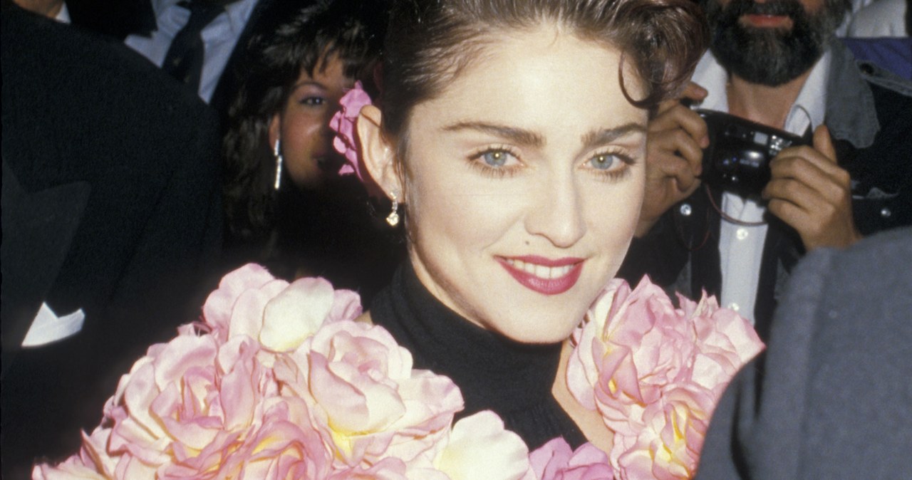 Kiedy Madonna wydawała 35 lat temu singel "Like a Prayer", wiedziała, że wywoła zamieszanie, ale gdy do piosenki dołączył klip ze "świętym" i płonącymi krzyżami, do bojkotu wokalistki wzywał już nawet Watykan. Gwiazda tylko zacierała ręce, bo znów udało jej się zaszokować świat.