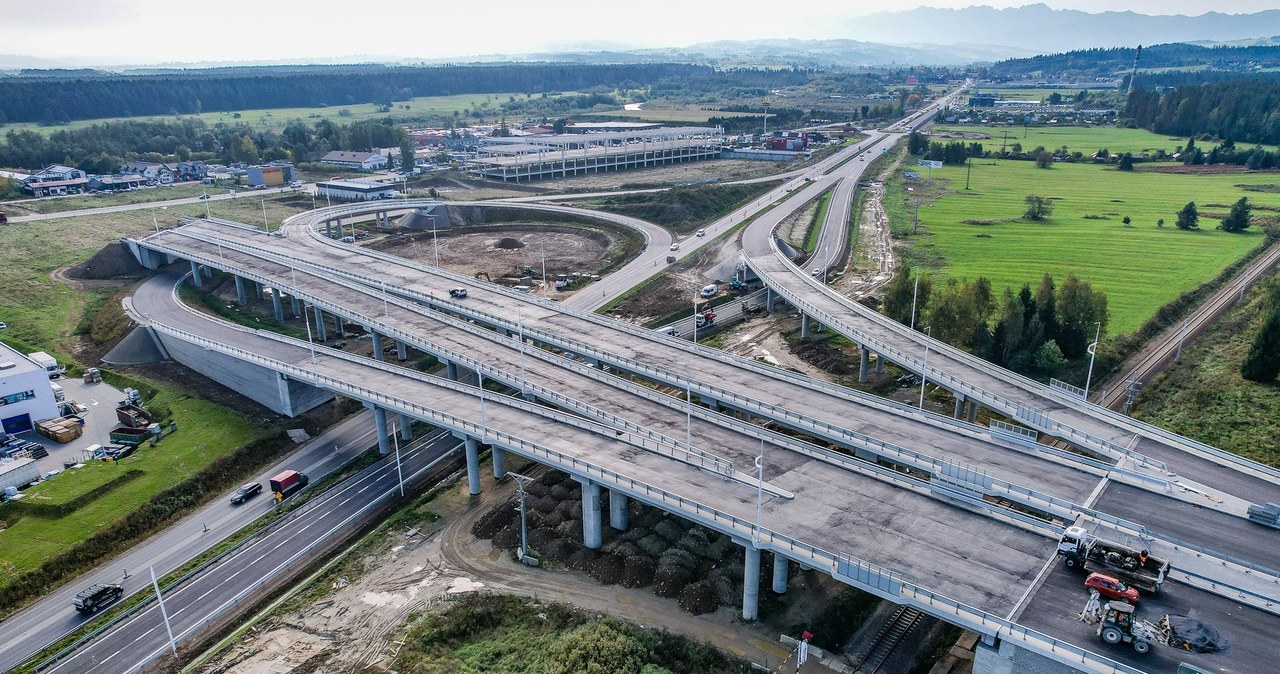 Generalna, Dyrekcja, Dróg, Krajowych, Autostrad, poinformowała, zmianie, organizacji, ruchu, popularnej, Zakopiance, poniedziałe Szykują się utrudnienia na Zakopiance. Będzie zwężenie do jednego pasa