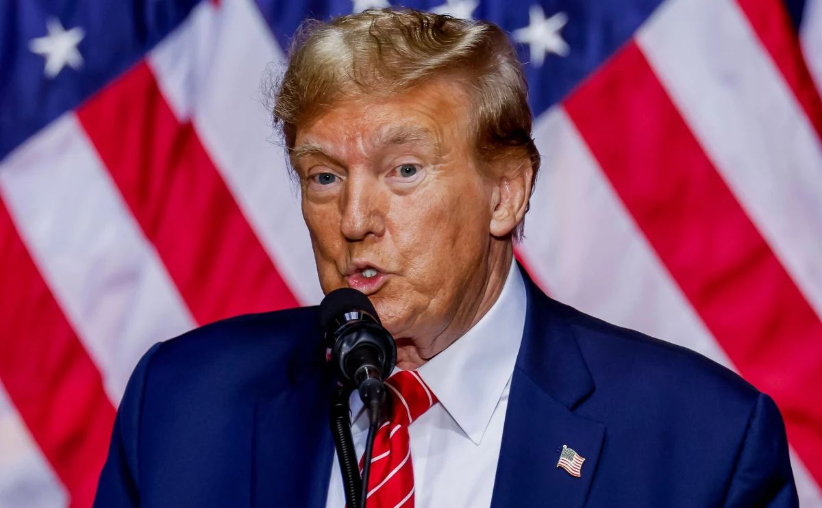 ​Donald Trump krytycznym okiem patrzy na kampanię Izraela w Strefie Gazy. Były prezydent Stanów Zjednoczonych w wywiadzie radiowym stwierdził, że premier Benjamin Netanjahu powinien zakończyć wojnę i wrócić do normalności. Ocenił też, że Tel Awiw przegrywa konflikt pod względem wizerunkowym.