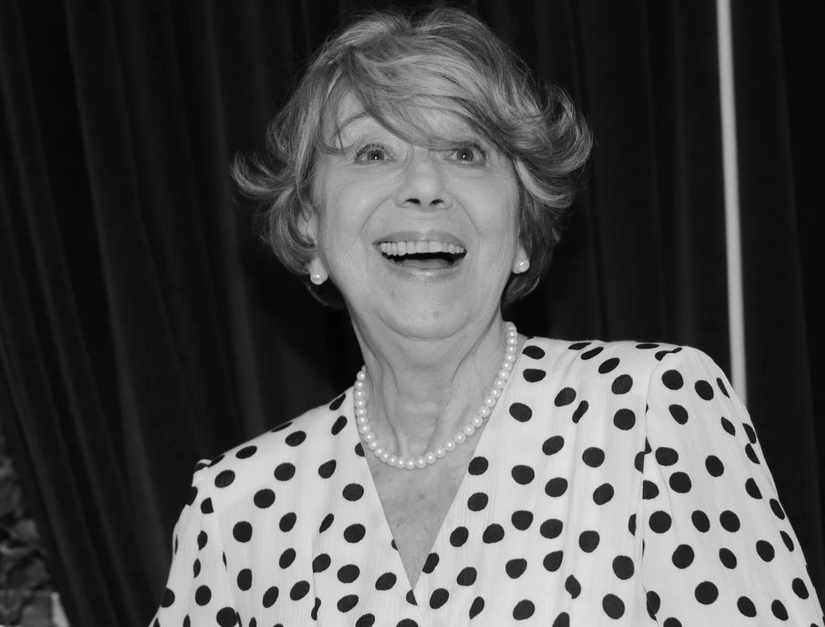 Nie żyje Zofia Kucówna - aktorka znana m.in. z ról w filmach "Wiano" Jana Łomnickiego, "Spirala" Krzysztofa Zanussiego i "Deszczowy lipiec" Leonarda Buczkowskiego. Miała 90 lat.