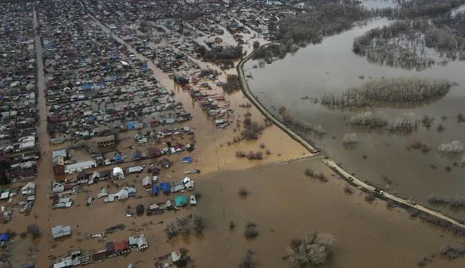 Rosyjskie miasta pod wodą. Reakcja władz po przerwaniu tamy