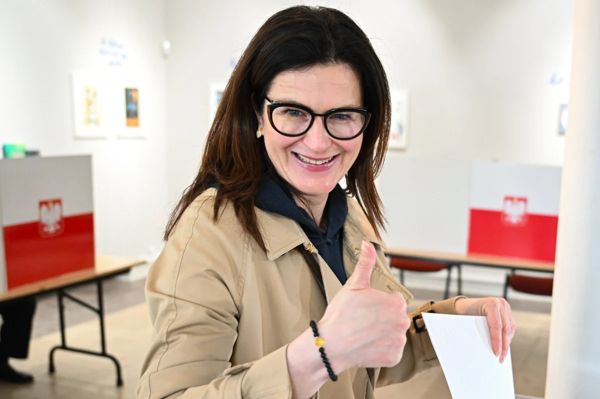 Aleksandra Dulkiewicz ponownie została wybrana na prezydenta Gdańska. Wygrała w pierwszej turze, zyskując 62,3 proc. głosów. Drugie miejsce zajął Tomasz Rakowski. Otrzymał 12,2 proc. poparcia. 