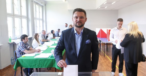 Marcin Krupa wygrał już w pierwszej turze walkę o urząd prezydenta Katowic. Polityk pokonał kontrkandydatów w pierwszej turze zdobywając 66,5 proc. głosów. 