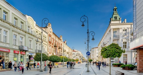 W drugiej turze wyborów prezydenckich w Kielcach Agata Wojda z Koalicji Obywatelskiej zmierzy się z Marcinem Stępniewskim z Prawa i Sprawiedliwości - wynika z badania exit poll Ogólnopolskiej Grupy Badawczej (OGB).