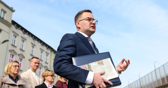 Szymon Michałek zdobył w Chorzowie 54,67 proc. głosów – podało PKW. Zwyciężył w pierwszej turze z poparciem 19 572 mieszkańców i został nowym prezydentem miasta.