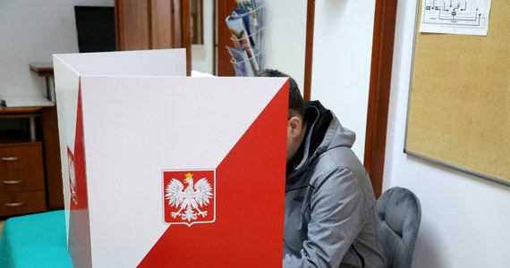 W drugiej turze wyborów prezydenckich w Zabrzu (Śląskie) zmierzą się Agnieszka Rupniewska (KO) i dotychczasowa prezydent Małgorzata Mańka-Szulik (własny komitet). Kandydatki dostały odpowiednio 27,44 proc. i 21,73 proc. głosów. Mańka-Szulik jednocześnie nie uzyskała mandatu radnej.