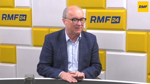 "Nie powiem, że wygrałem. Te wybory są słodko-kwaśne we wszystkich aspektach" - powiedział w Porannej rozmowie w RMF FM Włodzimierz Czarzasty. "Jeśli chodzi o poszczególne partie, o środowisko Lewicy, to wzięliśmy mniej niż w wyborach parlamentarnych. Nie jestem z tego wyniku zadowolony" - dodał wicemarszałek Sejmu.