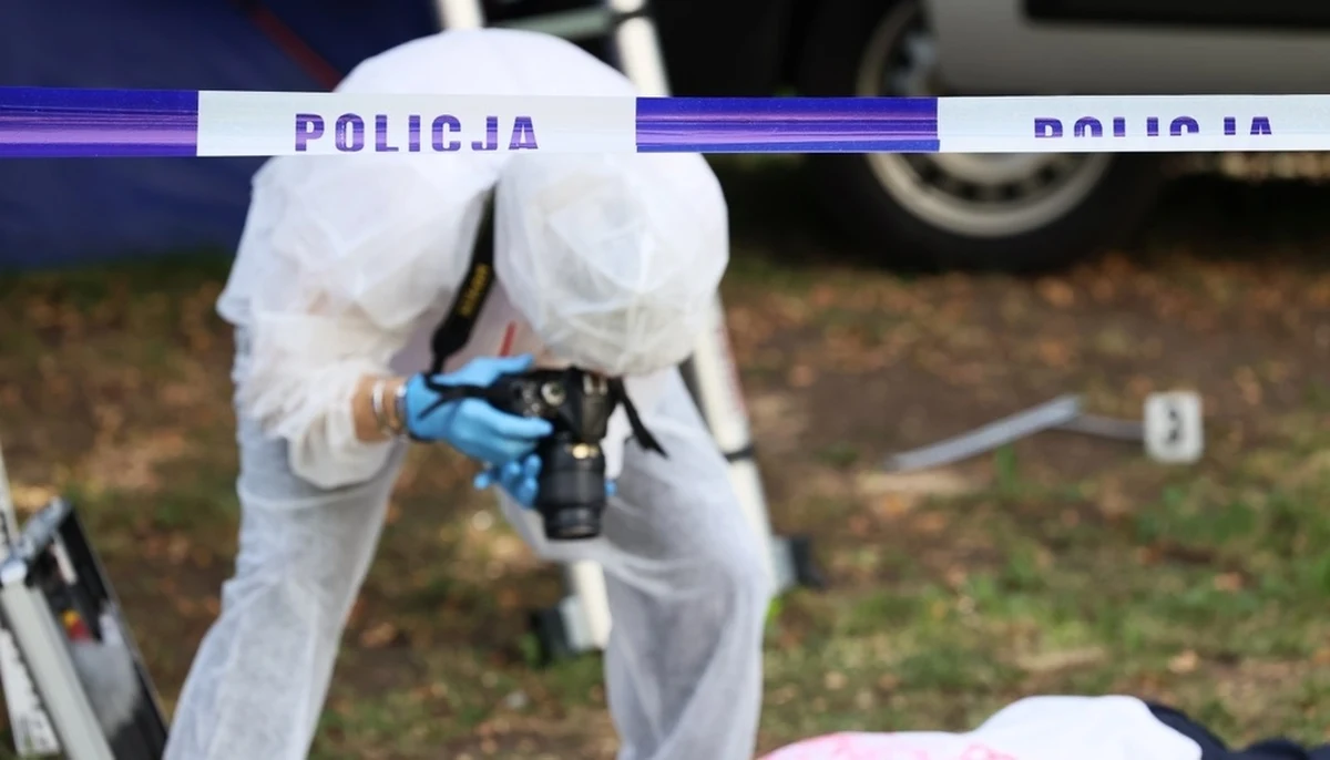 Ciała kilku osób znaleziono w kamienicy na warszawskiej Woli. Policja potwierdza, że doszło tam do zdarzenia o charakterze kryminalnym. 