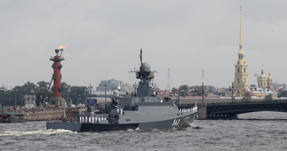 Ukraiński wywiad wojskowy poinformował o przeprowadzeniu operacji na terenie graniczącego z Polską obwodu królewieckiego. Kijów przekazał, że w efekcie tych działań na pokładzie rosyjskiego okrętu wojennego "Sierpuchow" wybuchł pożar.