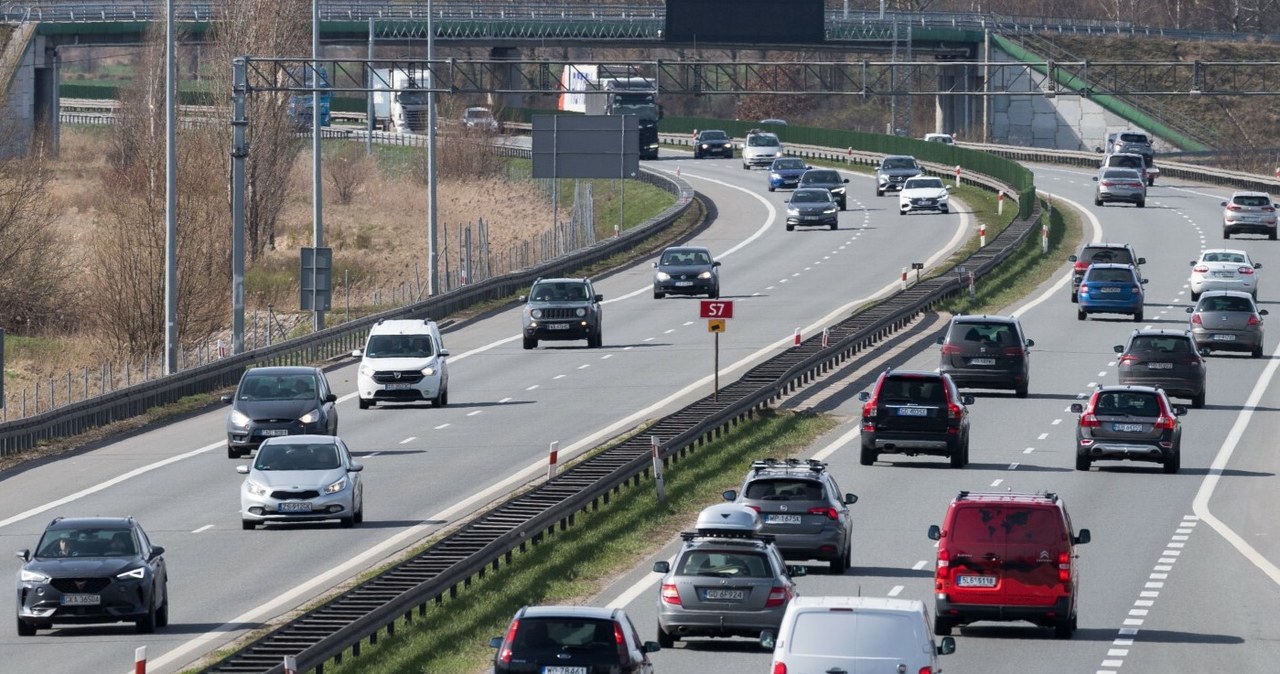 Generalna, Dyrekcja, Dróg, Krajowych, Autostrad, przygotowuje, zaplanowanego, przyszły, Generalnego, Pomiaru, Ruchu, Ogłoszony, Policzą wszystkie auta na polskich drogach. Trwają przygotowania do GPR