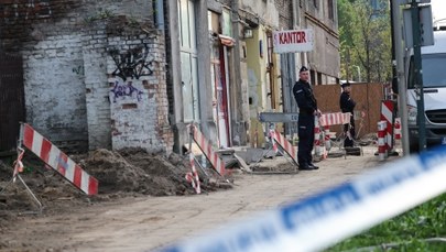 Zarzut poczwórnego zabójstwa dla Ukraińca. Chodzi o sprawę ciał w warszawskiej kamienicy