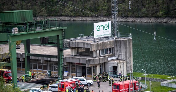 Czterech robotników zginęło, pięciu zostało rannych, a trzech jest poszukiwanych po wybuchu w elektrowni wodnej niedaleko Bolonii na północy Włoch. Do eksplozji doszło we wtorek w wyniku pożaru.
