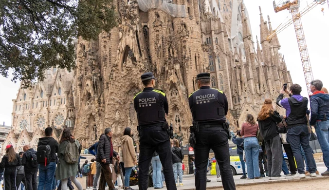 Władze reagują na zachowanie turystów. Nowy zakaz w Barcelonie
