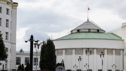 Sejm: Wpadka z transmisją zamkniętego spotkania Lewicy. "To skandal"