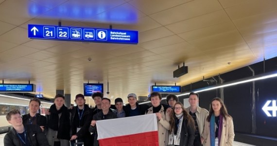To wielki sukces całej drużyny. Studenci z Wydziału Fizyki Uniwersytetu Warszawskiego zajęli 5. miejsce w Międzynarodowym Turnieju Fizyków. W Zurychu rywalizowało 21 drużyn z całego świata. 