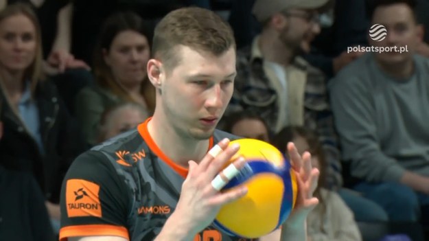 Indykpol AZS Olsztyn – Jastrzębski Węgiel - siatkówka, PlusLiga 2024/ćwierćfinał. Szymon Jakubiszak zdobył pierwszy punkt w fazie play-off.

