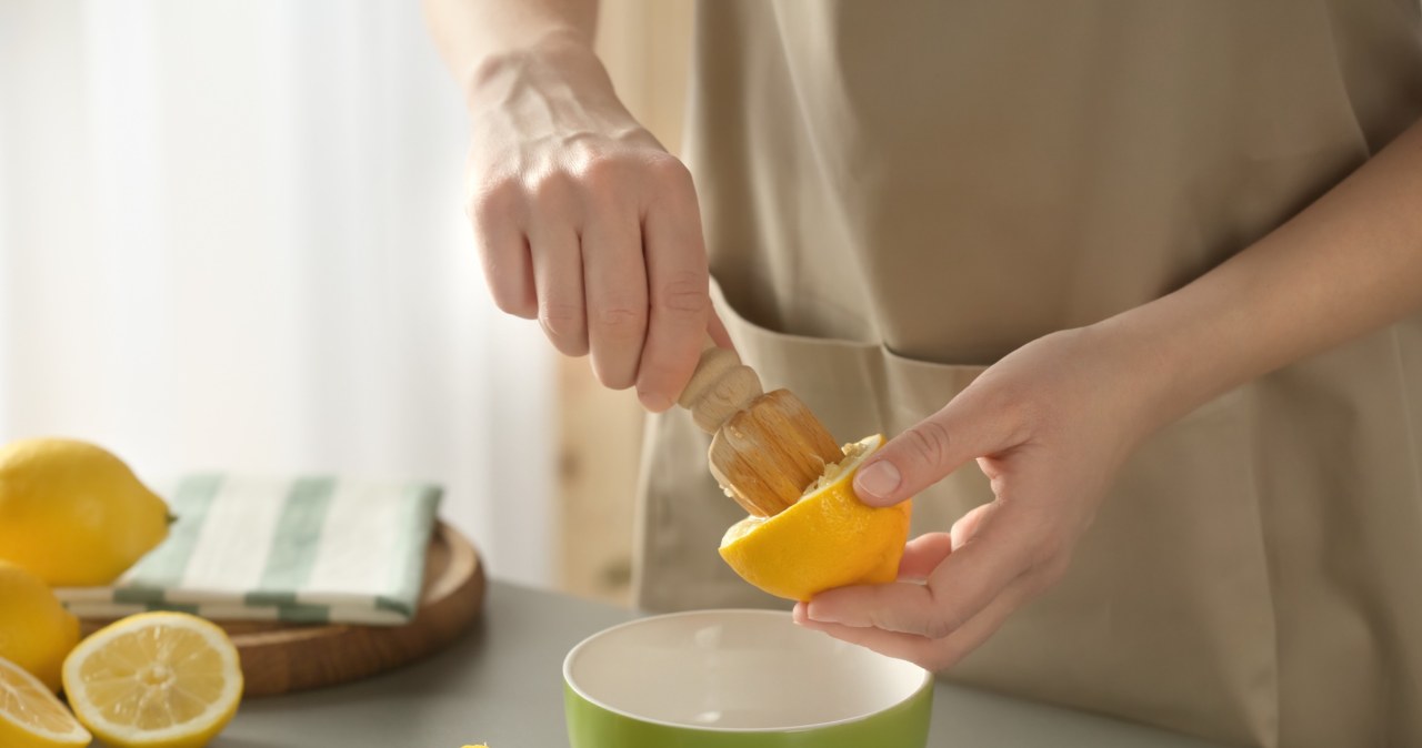 Cichy wróg skóry w lecie. Panie po 50-tce powinny zachować ostrożność