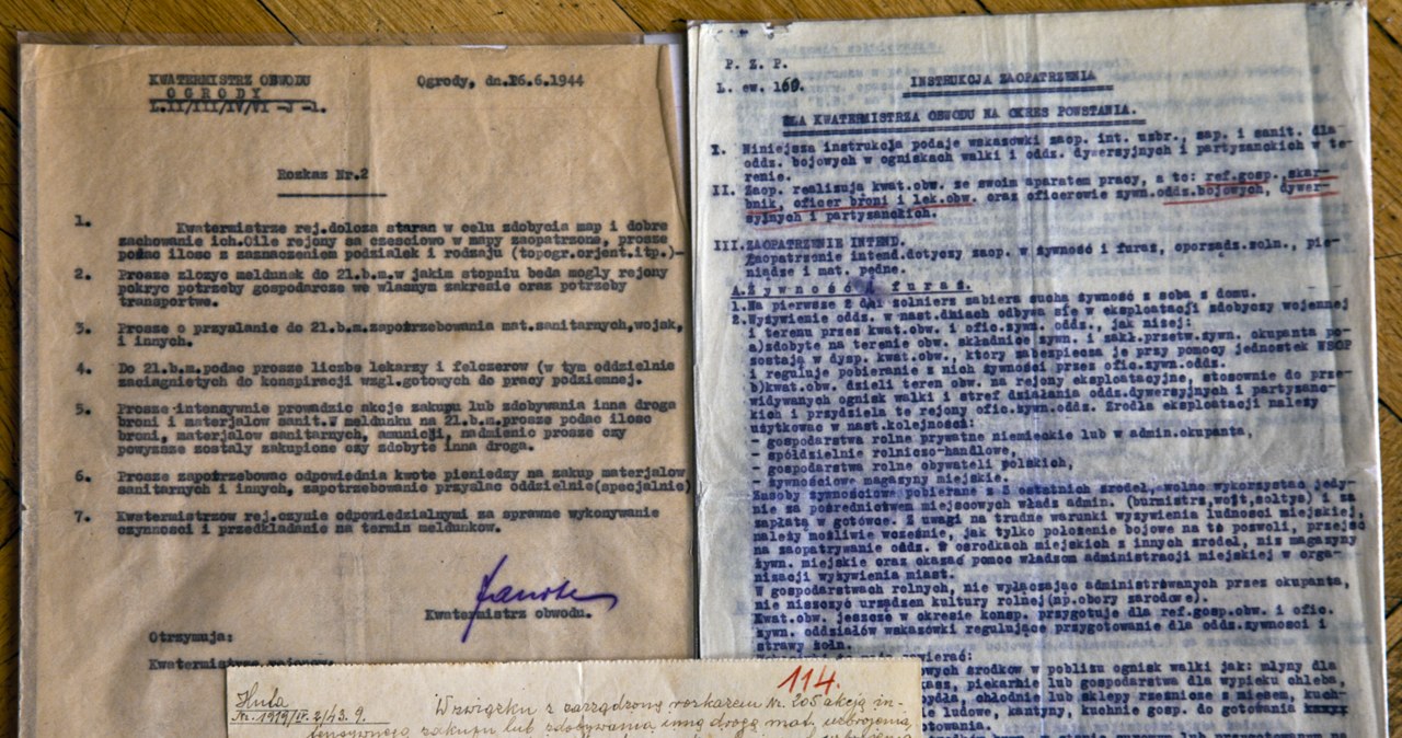 Podczas remontowania domu w Olkuszu doszło do wyjątkowego odkrycia z czasów II wojny światowej. W pomieszczeniu ukryte były dokumenty pułku wchodzącego w skład 106. Dywizji Piechoty Armii Krajowej pod wodzą Bolesława Nieczui-Ostrowskiego. "To unikatowe archiwalia".