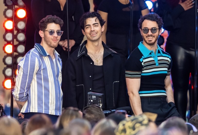 Cała europejska trasa popularnej rodzinnej grupy Jonas Brothers została przełożona "ze względu na zmiany w harmonogramie". Kiedy odbędzie się pierwszy polski koncert amerykańskiej formacji?