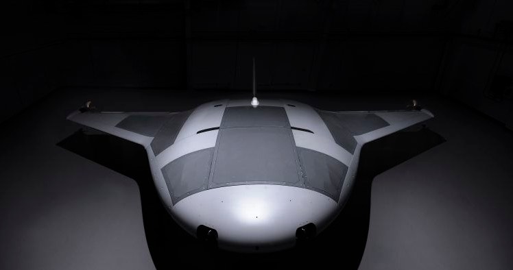 Northrop, Grumman, zaprezentował, pierwszy, ukończony, prototyp, bezzałogowego, pojazdu, podwodnego, Manta, który, opracowuje, D Płaszczka w końcu pływa. Northrop Grumman pokazał Manta Ray