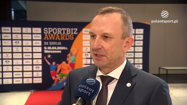 Turniej finałowy Ligi Narodów siatkarzy został wyróżniony w kategorii Wydarzenie Sportowe podczas XX Gali SportBiz Awards. - Może się wydawać, że organizacja tego typu wydarzeń to pewnego rodzaju standard, ale my nie popadamy w rutynę, staramy się zawsze kreować nowe rozwiązania, by uatrakcyjnić widowisko zarówno dla tych kibiców, którzy są w halach, jak i telewidzów, a tutaj ogromne wsparcie otrzymujemy od Telewizji Polsat - powiedział Janusz Uznański, dyrektor operacyjny PZPS.

