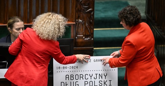 Sejm ma dziś głosować skierowanie do dalszych prac czterech projektów zmian prawa aborcyjnego. Do ich rozpatrzenia ma być powołana 27-osobowa komisja nadzwyczajna. Kluby parlamentarne zgłosiły do niej niemal wyłącznie kobiety.