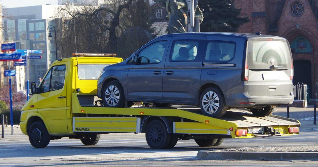 Właściciel, pojazdu, może, odzyskać, swojego, auta, przeszło, czterech, Zatrzymała, Inspekcja, Transportu, Drogowego, prowadził, Polski bałagan. Przez cudze wykroczenie zabrali mu samochód