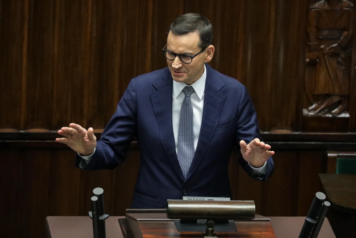 "Omyłkowo zagłosowałem za odrzuceniem dalszych prac nad projektem dotyczącym kompromisu aborcyjnego" - napisał na platformie X były premier Mateusz Morawiecki po głosowaniach sejmowych nad projektami dotyczącymi prawa aborcyjnego.