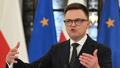 Posłowie za mocno imprezują? Hołownia: Ludzie dzwonią z miasta