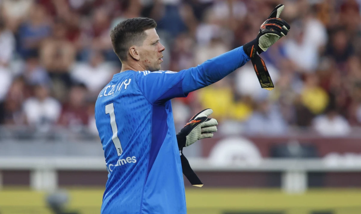 ​Wojciech Szczęsny przeszedł zabieg chirurgiczny w związku z pęknięciem kości nosowej. Bramkarz Juventusu i reprezentacji Polski ma wkrótce opuścić szpital.