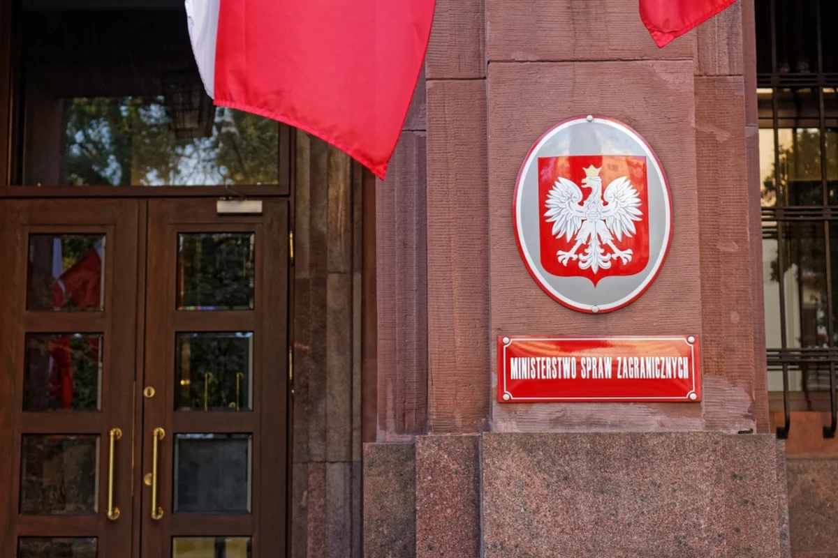 Ministerstwo Spraw Zagranicznych w najbliższym czasie przedstawi nazwisko nowego ambasadora Polski w Izraelu - dowiedział się reporter RMF FM. Poprzedni ambasador Marek Magierowski opuścił Tel Awiw w sierpniu 2021 roku.